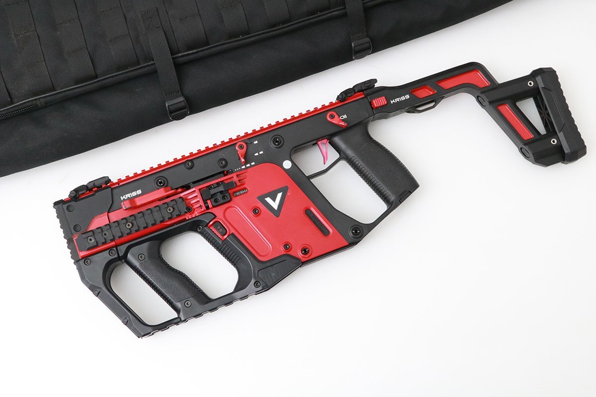 美品｜KRYTAC KRISS VECTOR キャリーケース 予備バッテリー 他付属 GU06-M5144-3