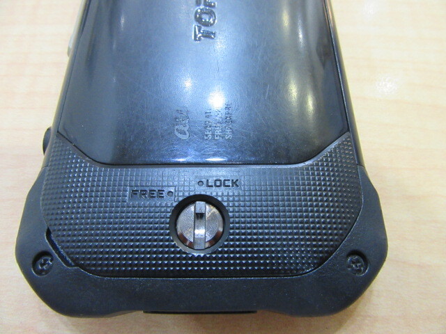 ◆USED品◆　au TORQUE G03 KYV41　ブラック　IMEI判定〇　現状品　#48576_画像4
