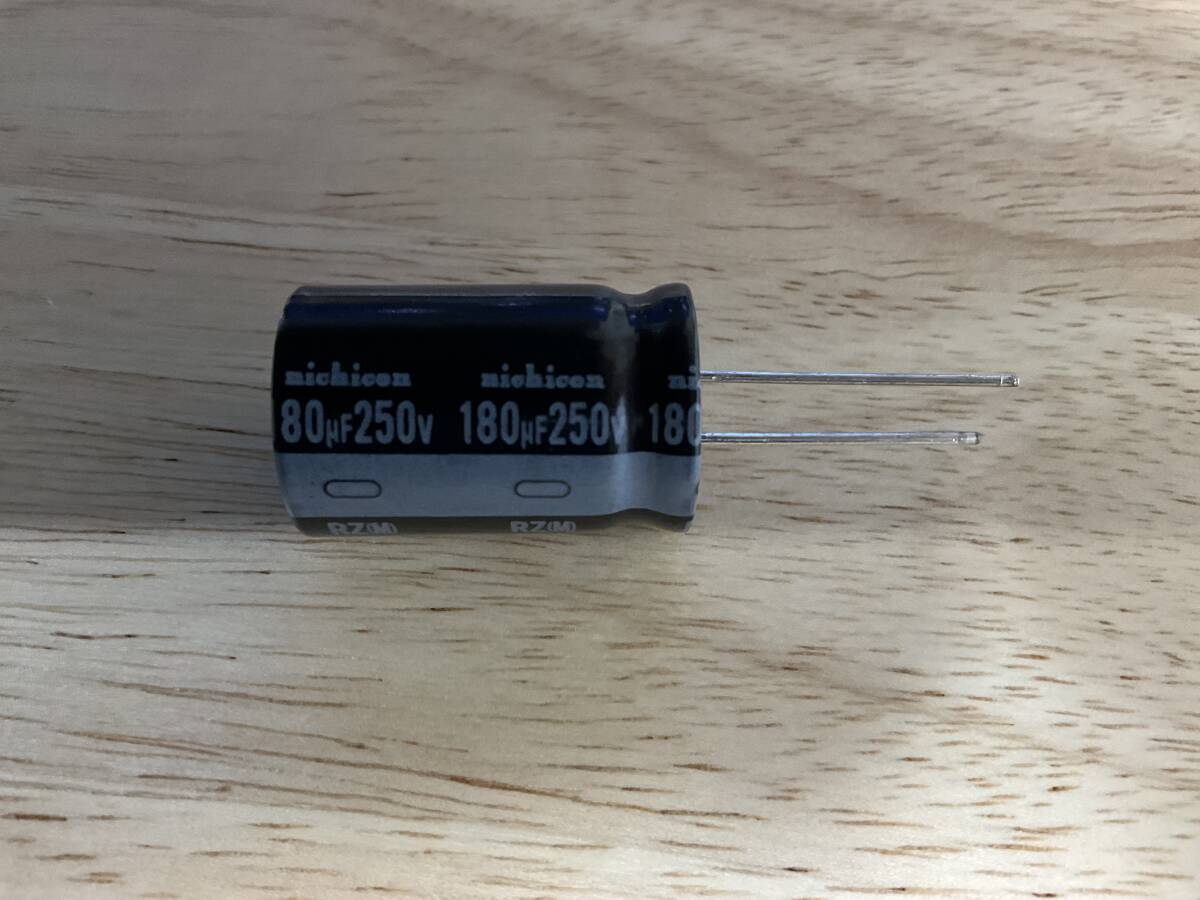  электролитический конденсатор 180μF 250v 20 шт не использовался товар 