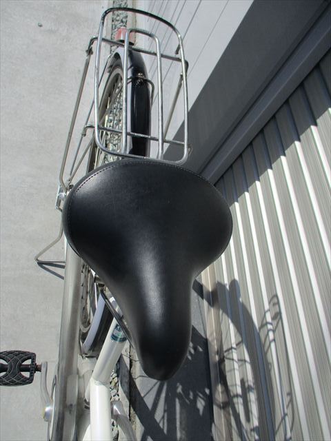 E576 ★限定特価 整備済み★ブリヂストン アルベルトロイヤル ホワイト 5段変速★ 中古自転車 【27インチ 】 (*^▽^*)_画像8