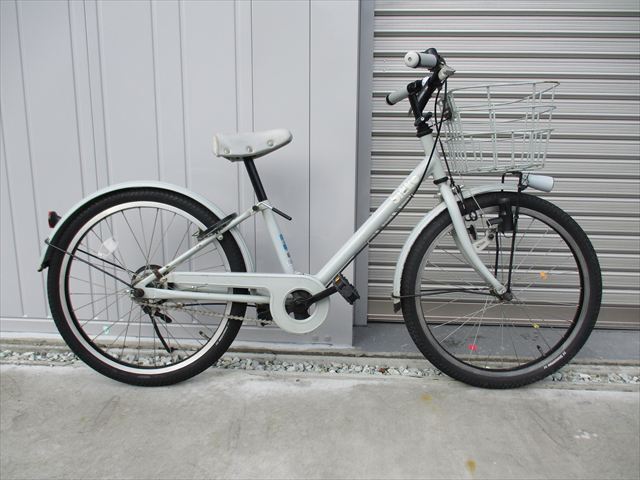 E603　★14800円★整備済み 中古子供自転車 ブリヂストン　ビッケ　グレー【22インチ 】 入札お待ちしております(*^▽^*)