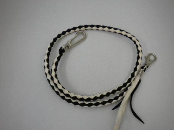 新品 ウォレットコード 白と黒のチェッカー モカシン_画像1