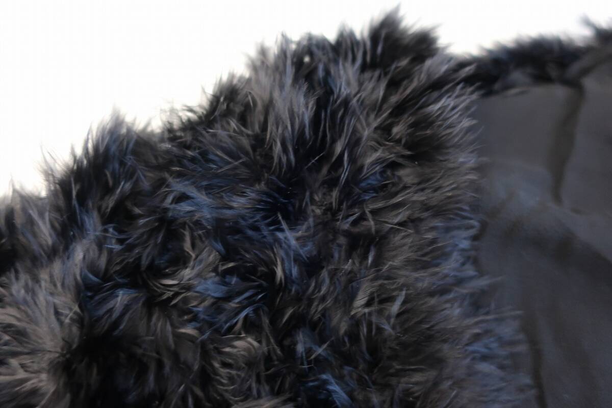 新品　アンテプリマ　ANTEPRIMA　羽毛　フェザー　ファー ケープ　ジャケット　ベスト　2AN68019　サイズ３４　ブラック系_画像7