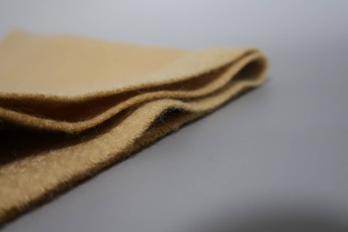 新品　カシミヤ １００％ マフラー ６CAR-OLIA１０２３　ベージュ系_画像6