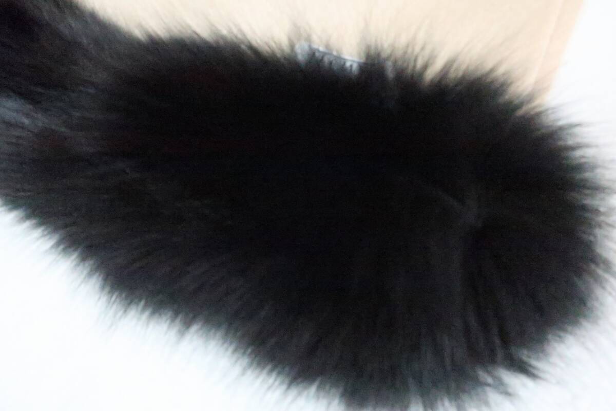 新品　LUCIANO SOPRANI　ルチアーノソプラーニ　カシミヤ１００％　ラビットファー付きマフラー　2CA62109　ベージュ系_画像5