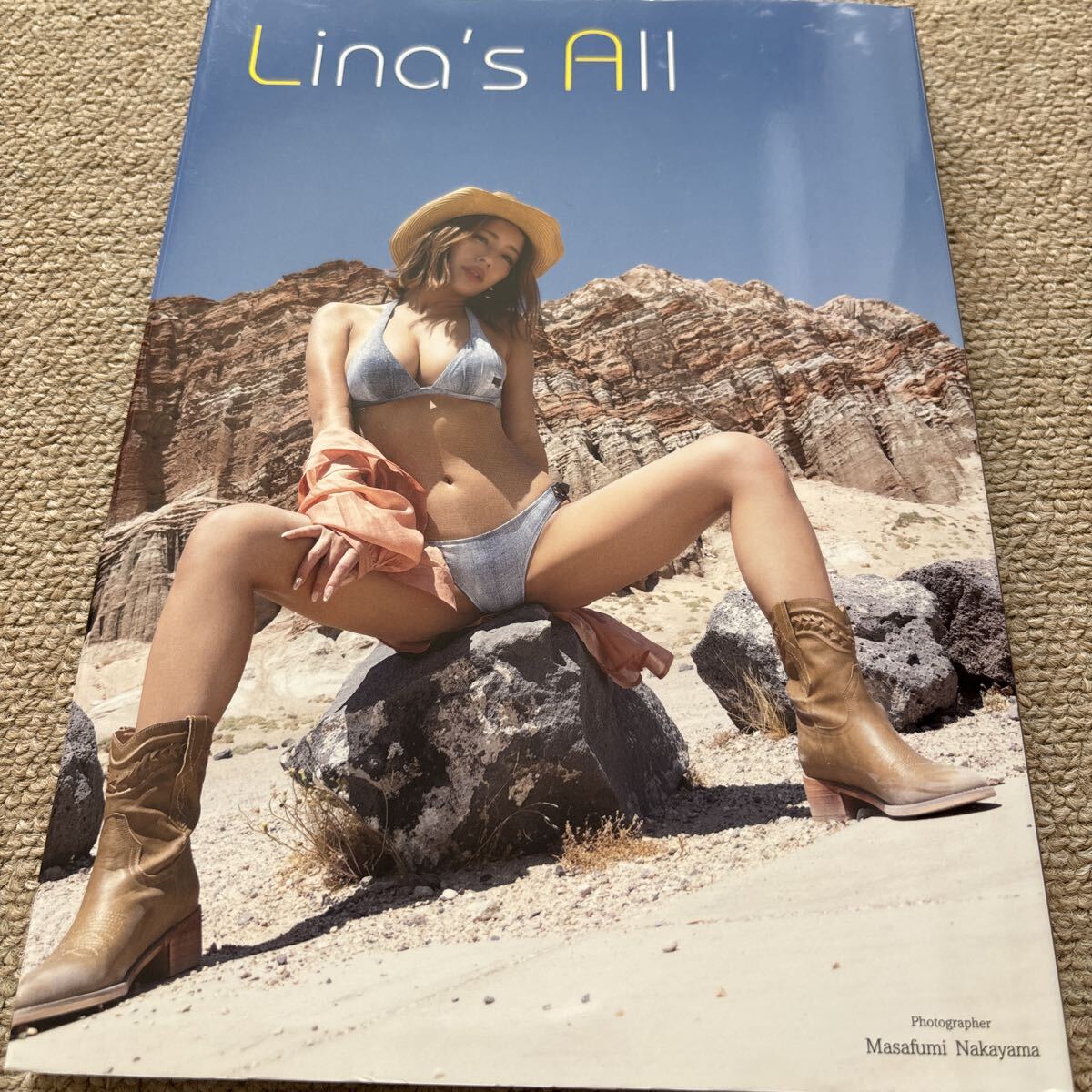 【送料込み】橋本梨菜 写真集 [Linas All]_画像1