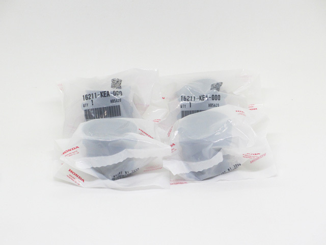 ホーネット MC31 純正キャブレターインシュレーター4個セット_画像1