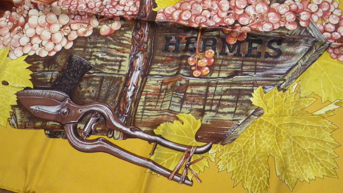 未使用品　エルメス　秋色スカーフ　シルク100%　HERMES_画像4