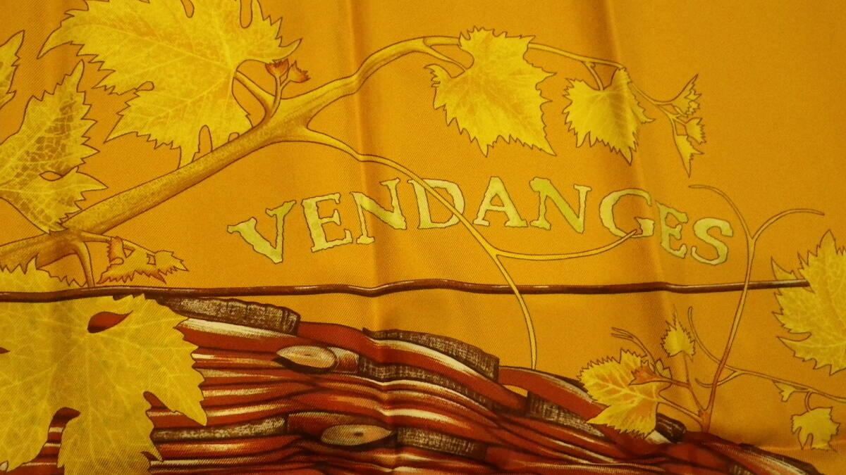 未使用品　エルメス　秋色スカーフ　シルク100%　HERMES_画像2