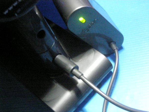 ▼【純正/実機で動作確認済み】☆dyson/ダイソン SSW-1864JP-A (17530-04/ACアダプタ/送料:410円~)_画像3