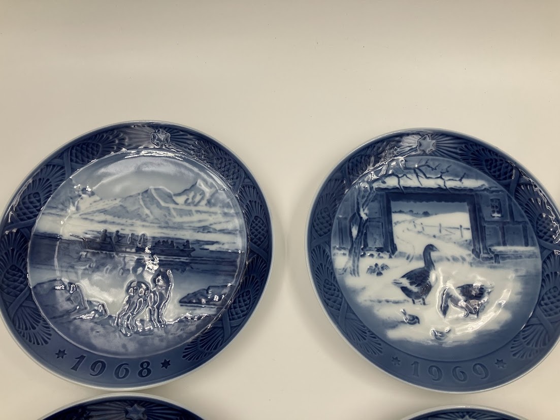 Royal Copenhagen Royal Copenhagen year plate mother z plate совместно 10 пункт 