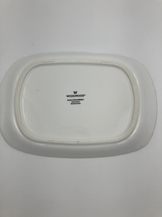 【ウェッジウッド WEDGWOOD WILD STRAWBERRY ワイルドストロベリー スクエアプレート Bone China MADE IN ENGLAND 中古 角皿】_画像6