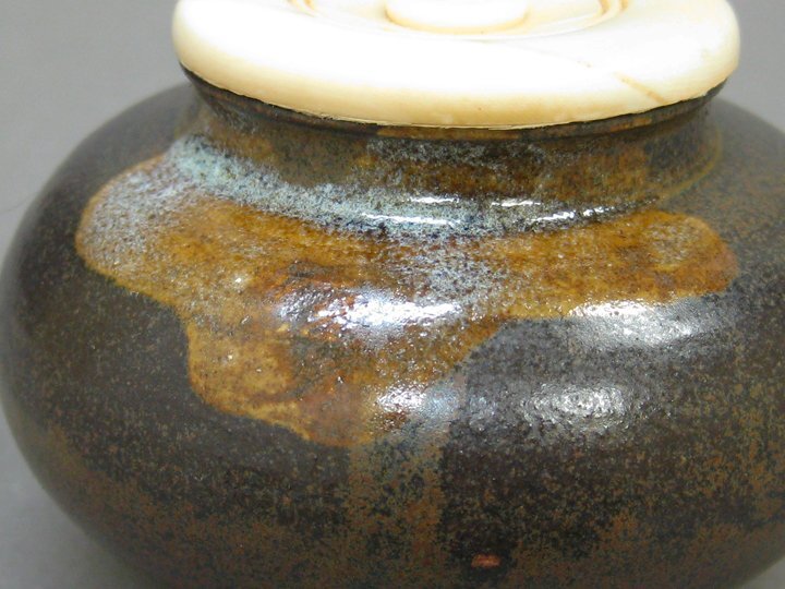 [ сердце .] Banko ... промежуток . гора сосна старый обжиг в печи | средний море чай входить .. есть вместе коробка чайная посуда A1274