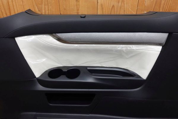 アルファード HV エグゼクティブラウンジAYH30W 左リアクォーターパネルトリム 64,000km_画像6