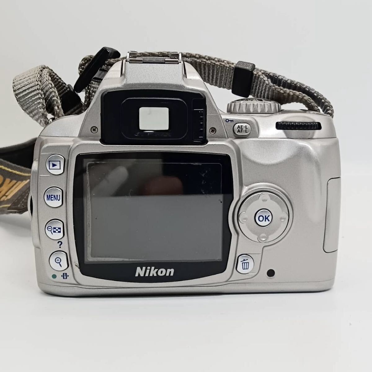 Nikon/ニコン/D40/デジタル一眼レフカメラ/付属品有り/動作未確認_画像3