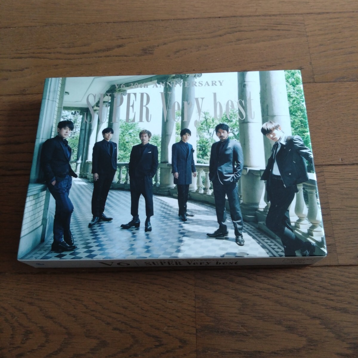 V6 「SUPER Very best」3CD・ DVD 初回生産限定盤A☆中古・保管品_画像1