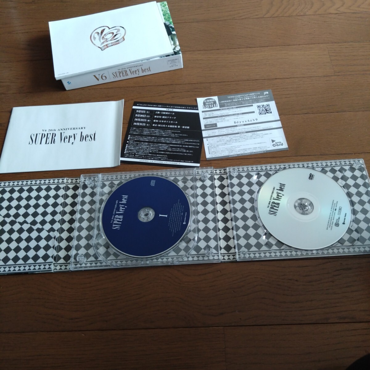 V6 「SUPER Very best」3CD・ DVD 初回生産限定盤A☆中古・保管品_画像7