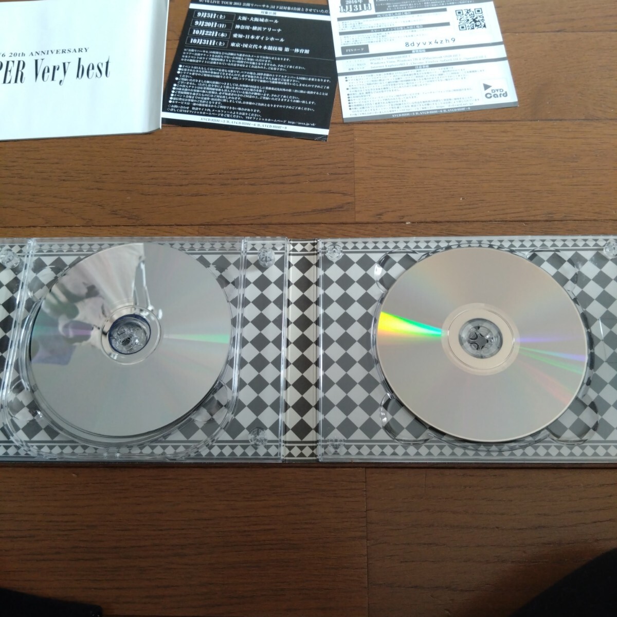 V6 「SUPER Very best」3CD・ DVD 初回生産限定盤A☆中古・保管品_画像8