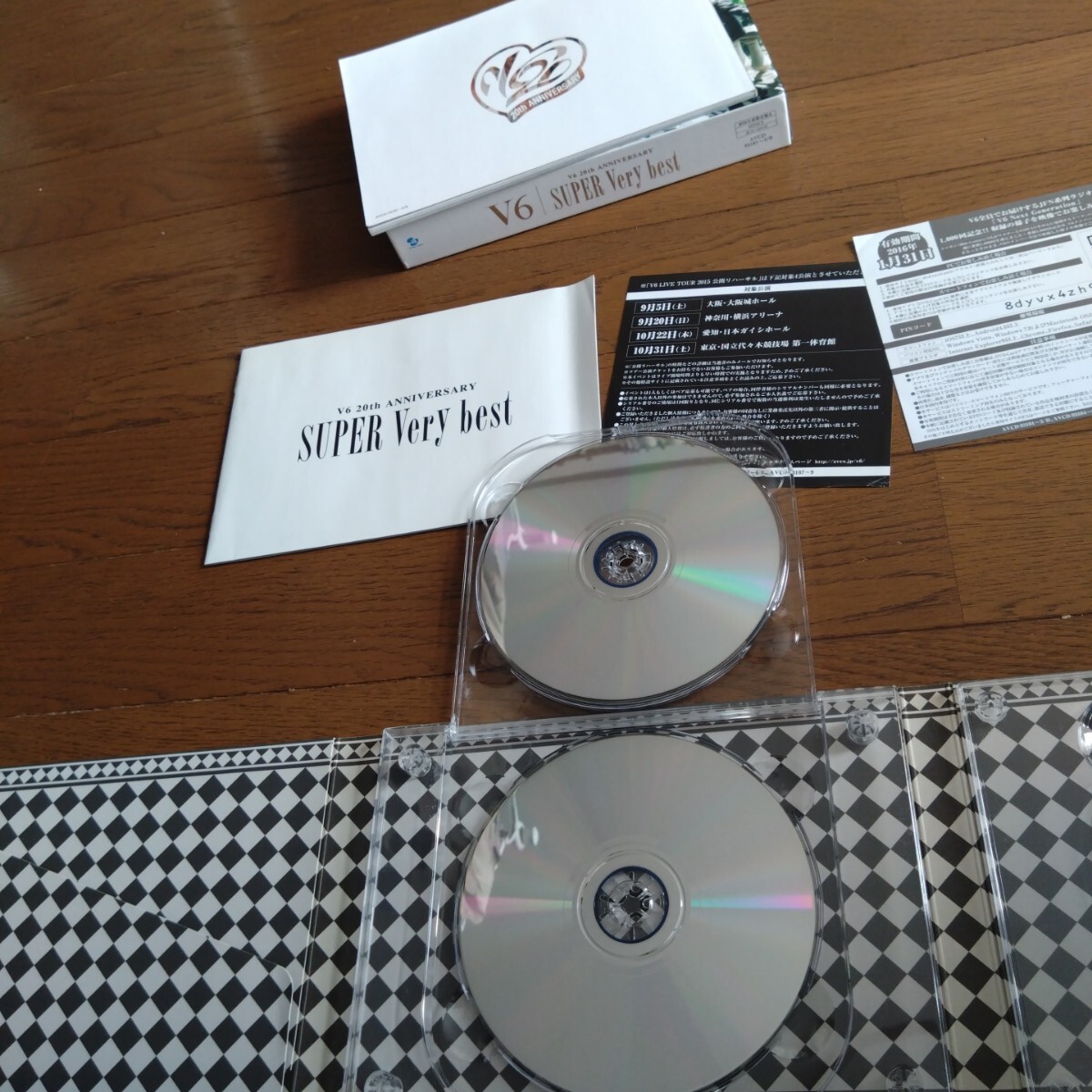 V6 「SUPER Very best」3CD・ DVD 初回生産限定盤A☆中古・保管品_画像10