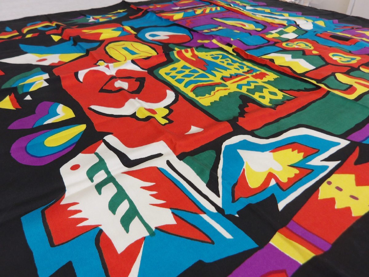 〔楽布〕P40487 シルク スカーフ サイケデリック 86cm×88cm c_画像1