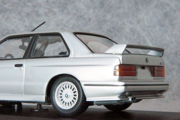 * 1/43 BMW = M3 ( E30 ) / 1987 год серебряно-металлический = Minichamps миникар MINICHAMPS