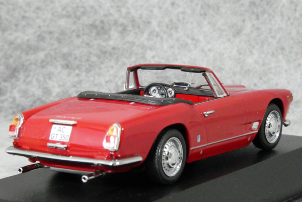 ● 1/43 マセラティ 〓 3500 GT ヴィニャーレ スパイダー / レッド 〓 Maserati Vignale MINICHAMPS_画像2