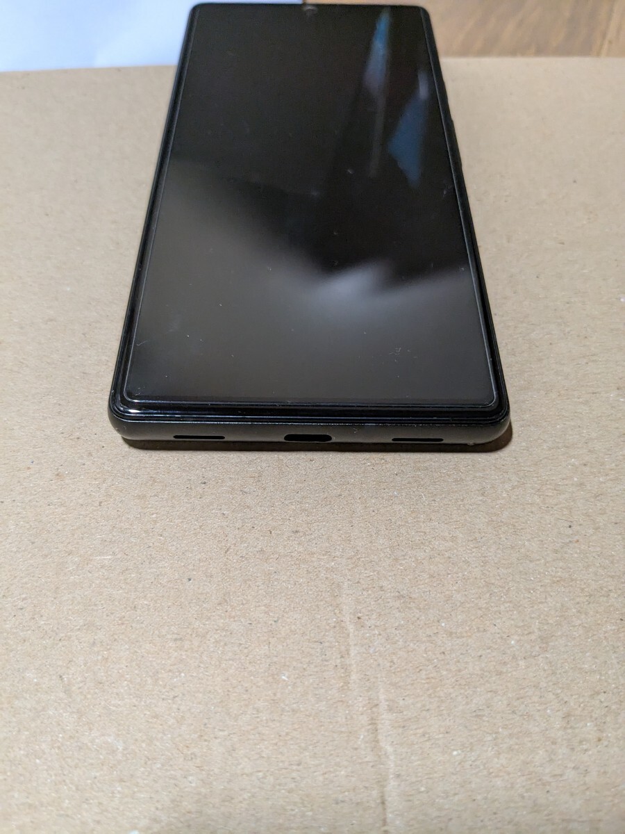 pixel 6a 本体　箱　コード　液晶フィルム付き_画像5