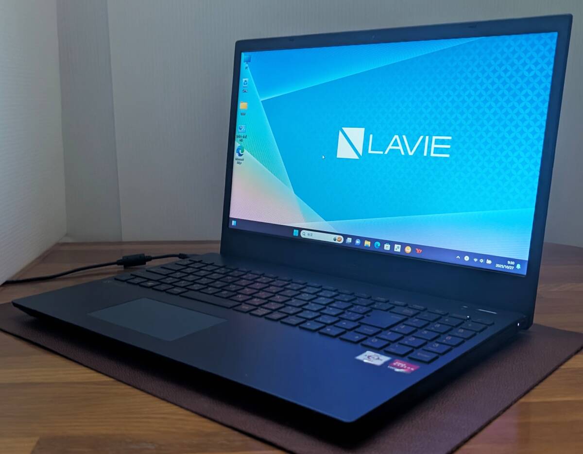 ★☆Win11 LAVIE N15/AMD/8G/M.2 256G/DVD/WLAN/カメラ☆_画像2