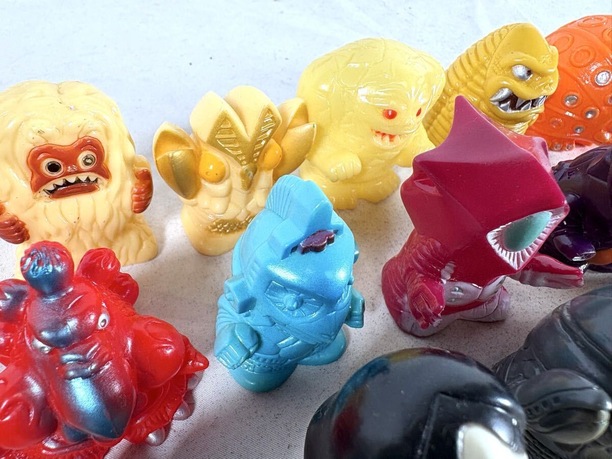 ウルトラマン 怪獣 ソフビ 指人形　まとめ売り　36体セット/コレクション/円谷プロ/インテリア/フィギュア/010-0006_画像6