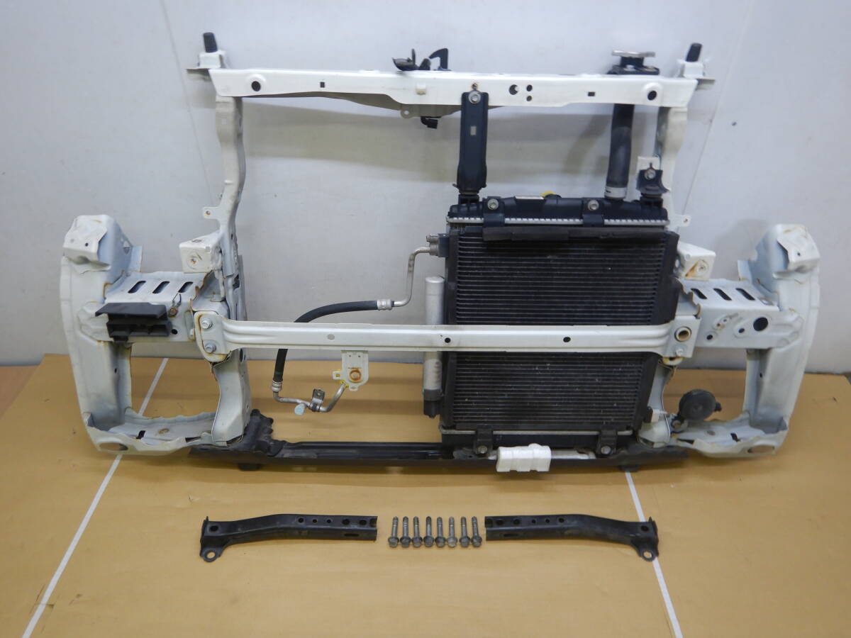 K【Z0701】H29年 DBA-JF3 N-BOX/N-ボックス【グレード/G EXターボ ホンダセンシング】コアサポート【ラジエーター、コンデンサー付き】_画像1