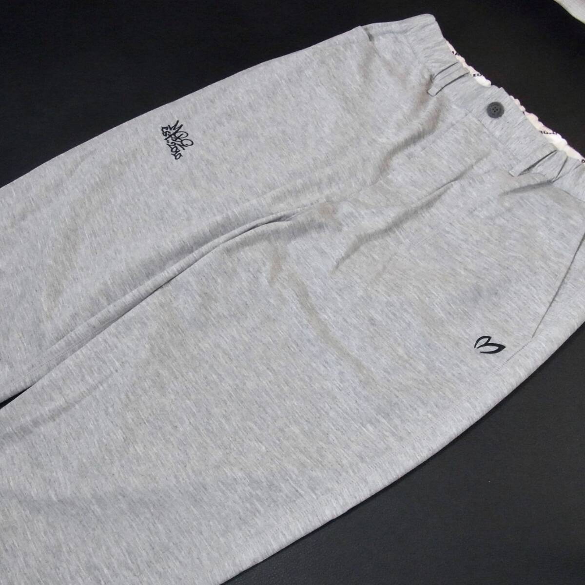 新品 正規品!! PEARLY GATES/パーリーゲイツ マスターバニー 大人気!! 混紡ストレッチパンツ【5/L】グレー_画像3