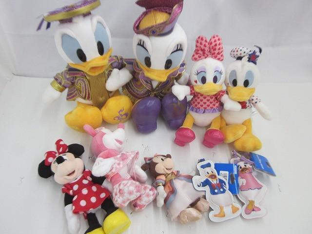 中古品 ディズニー ドナルドダック デイジー ミニー ぬいぐるみ ぬいぐるみバッジ バッグチャーム 35周年 等 グッズの画像1