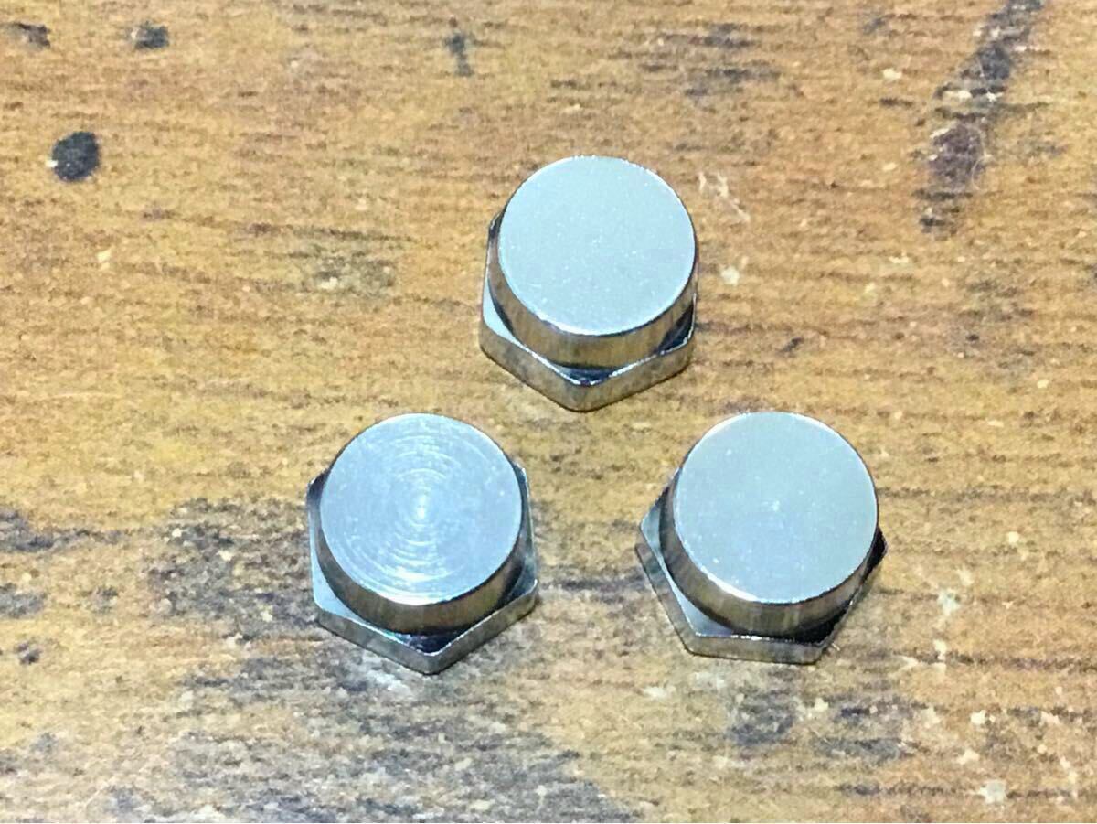 純正品/ABU/Ambassadeur/平型トップ/ハンドルロックナット/右用/美品3点/アブ/アンバサダー/互換品/(1500C/2500C/4500C/5000/5500C/6500)の画像1