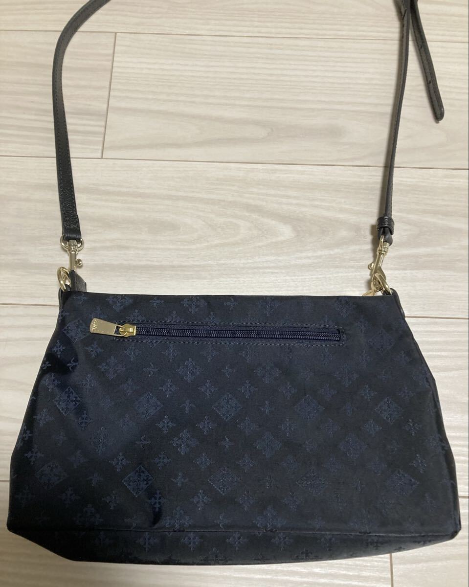 【使用頻度少】russet ラシット ショルダーバッグ 斜め掛け ナイロン ネイビー_画像4