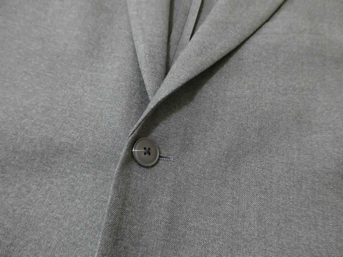 619.UNIQLO ユニクロ メンズ 感動ジャケット 311-407638 ダークグレー サイズXL 数回着用の美品 送料無料_画像4