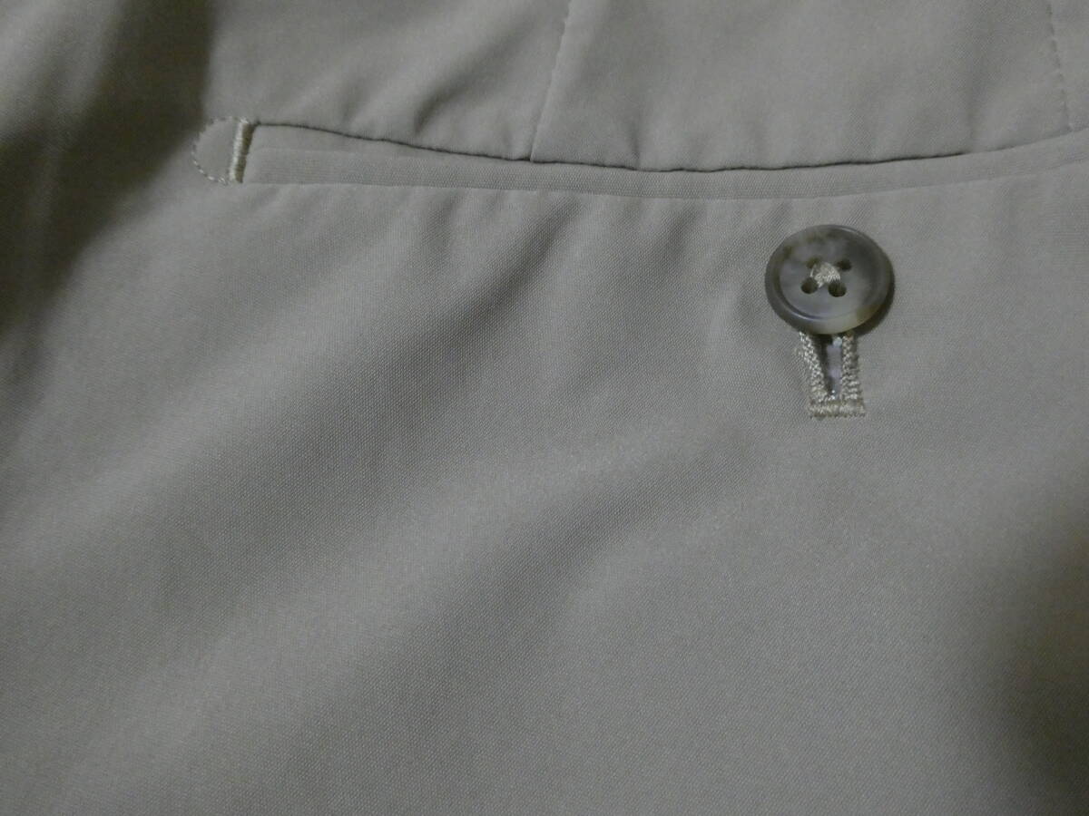 825.UNIQLO ユニクロ メンズ 感動パンツ ベージュ 321-182671 ウエスト91cm 数回着用の美品 送料無料_画像4