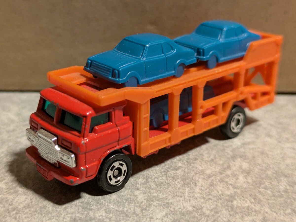 286 日本製 トミカ トヨタディーゼル カートランスポーターの画像1