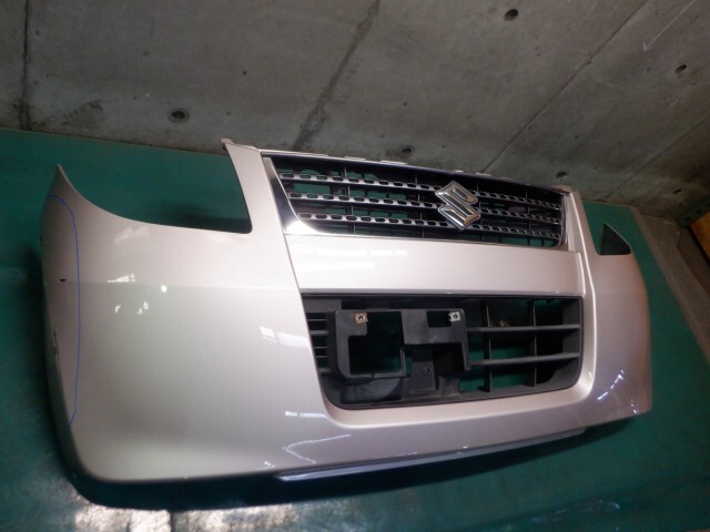 パレット DBA-MK21S FバンパーASSY ZLV_画像2