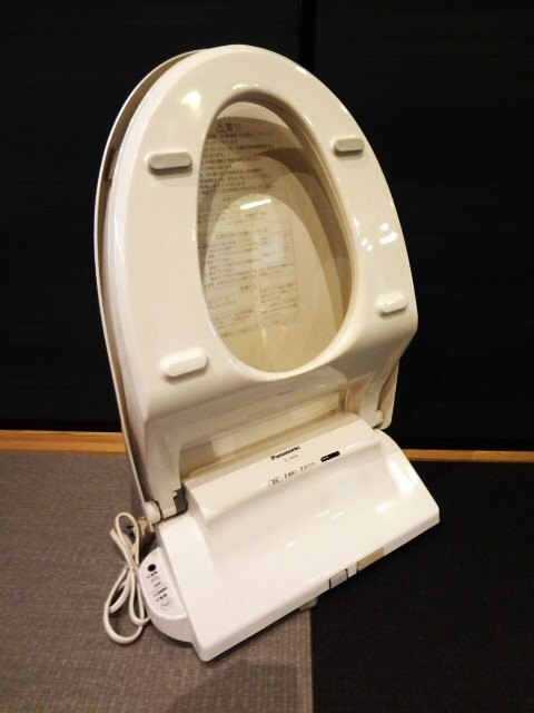 匿名配送込み　パナソニック　Panasonic 温水洗浄便座 ビューティ・トワレ DL-WA50 瞬間あったかトワレ 便ふた自動開閉 シルバー_画像5