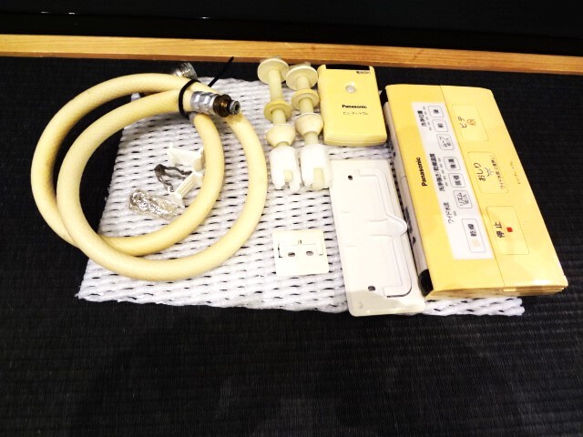 匿名配送込み　パナソニック　Panasonic 温水洗浄便座 ビューティ・トワレ DL-WA50 瞬間あったかトワレ 便ふた自動開閉 シルバー_画像6