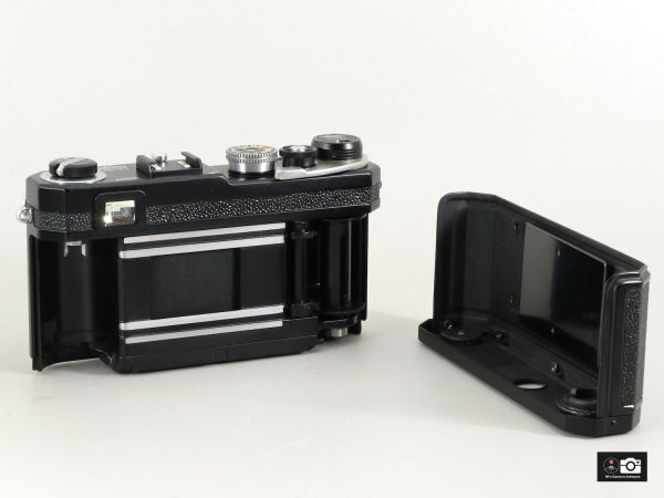 Nikon S3 ブラック レンジファインダーカメラ整備済,後塗り1 Yahoo!オークション - Nikon S3 ブラック レンジファインダー