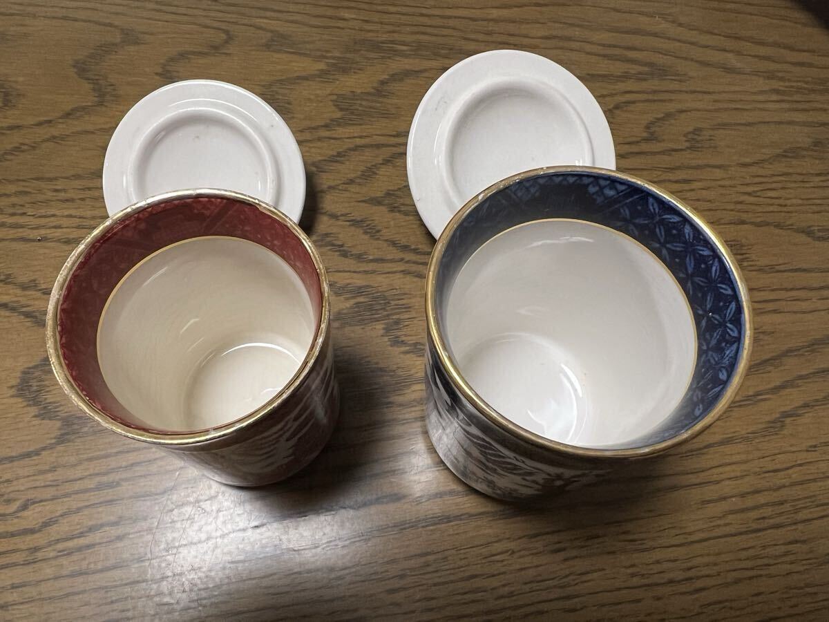 DOUBLE PHOENIX NIKKO IRONSTONE ニッコーダブルフェニックス 蓋付き夫婦湯呑み 赤山水 青山水 金彩ウィローパターン_画像2