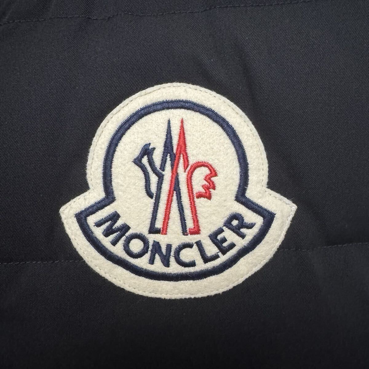 美品 MONCLER ジュンヤワタナベ ダウンベスト デカロゴ L モンクレール TIBET ブラック 黒 L_画像4