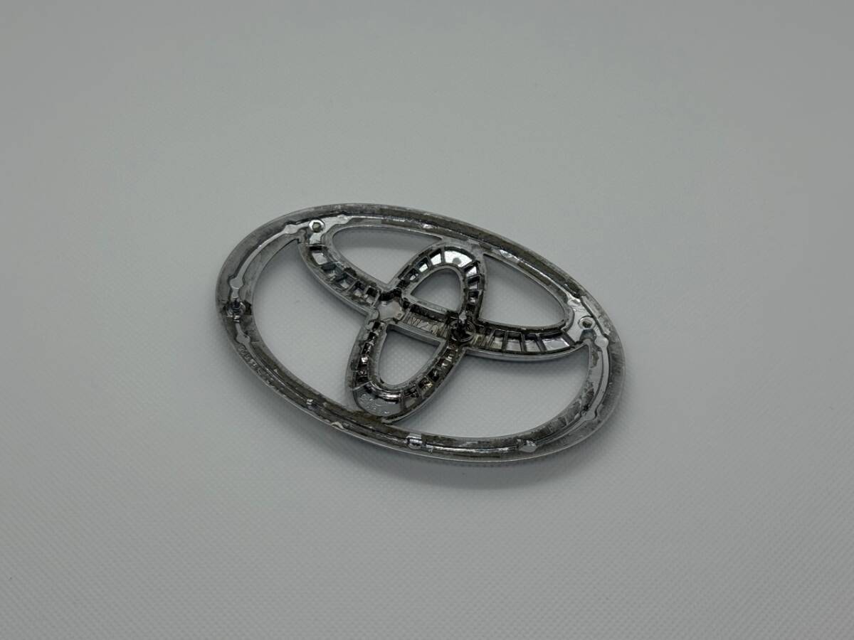 TOYOTA トヨタ 純正 リア ロゴ マーク エンブレム 008_画像2