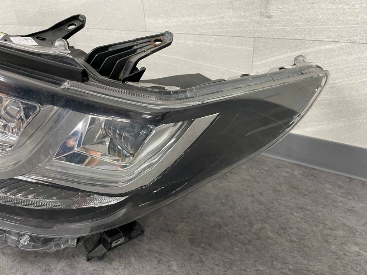 TOYOTA トヨタ AGH30 GGH30 アルファード 前期 純正 LED ヘッドライト 左右 一台分 中古品_画像7