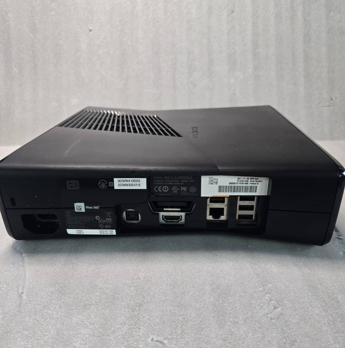 マイクロソフト Xbox 360 S CONSOLE 本體 Model:1439 通電?動作確認済 管理番號005