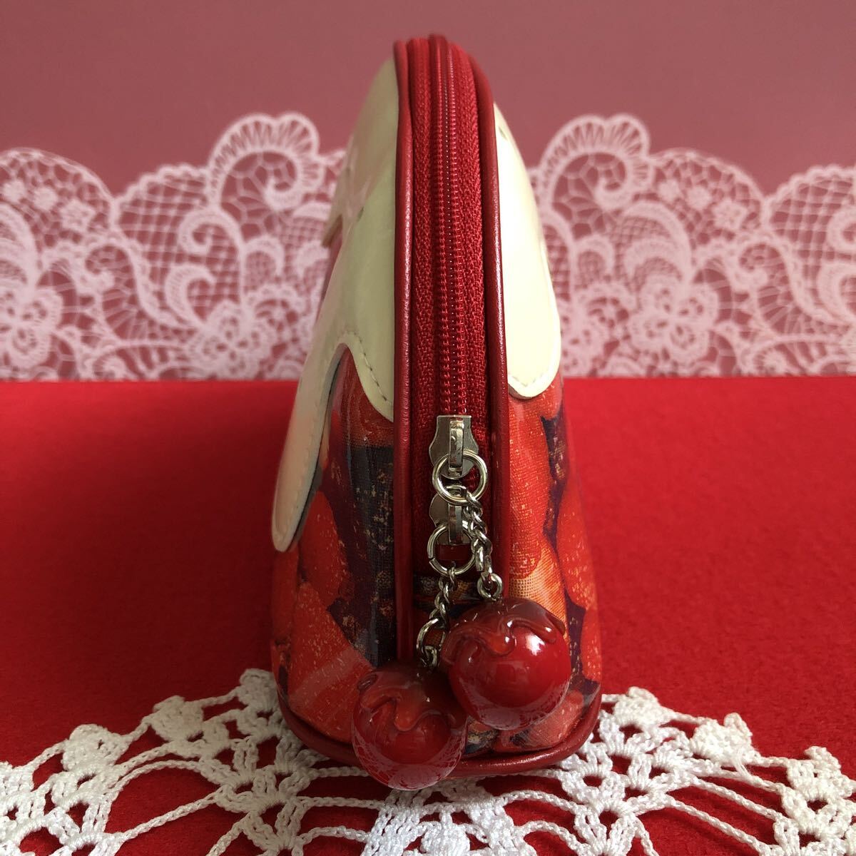 KITAMURA　キタムラ　ポーチ　苺柄　ベリー柄　ケーキ型　未使用品_画像5