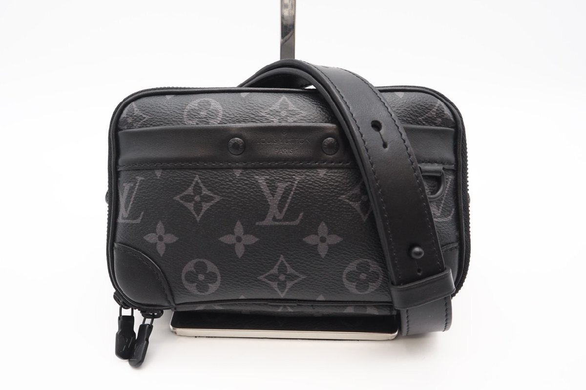 ★３日以内返品可★ LOUIS VUITTON ルイ ヴィトン M82542 エクリプス アルファウェアラブルウォレットNV ブラック グレー バッグ_画像1