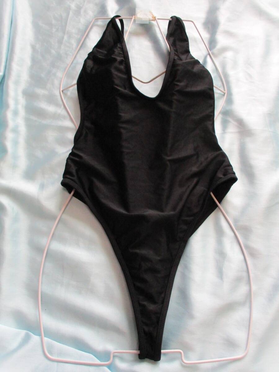 コスプレ用? Mくらい すべすべ ブラック ホワイト 2着 超ハイレグ ウェア レオタード 純白 極薄 クロッチホック 衣装アンダーにも BLAC34_画像2