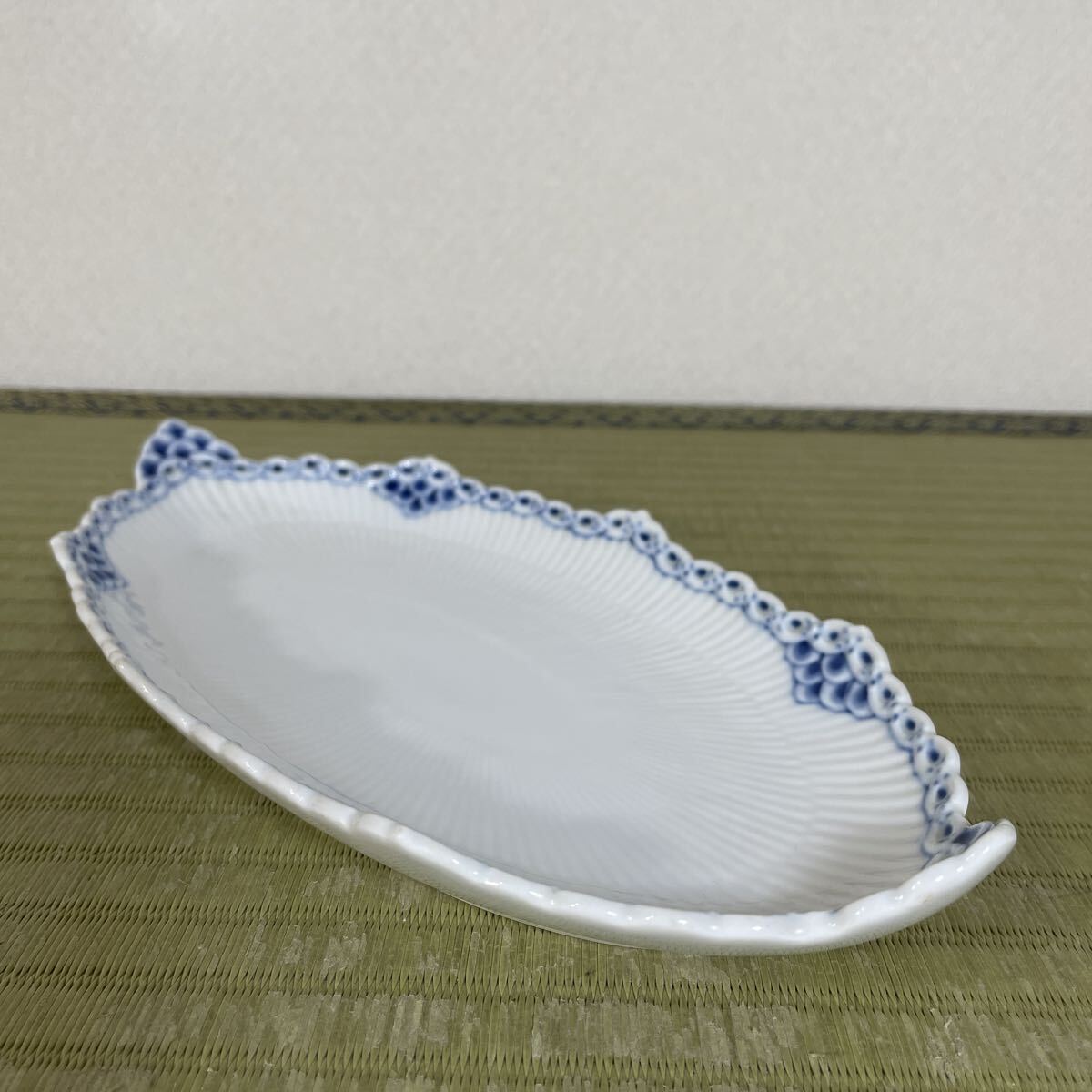 ▲送料無料 ▲ロイヤルコペンハーゲン プリンセス ピックルディッシュ 楕円型 プレート 皿 中古 現状品 _画像9